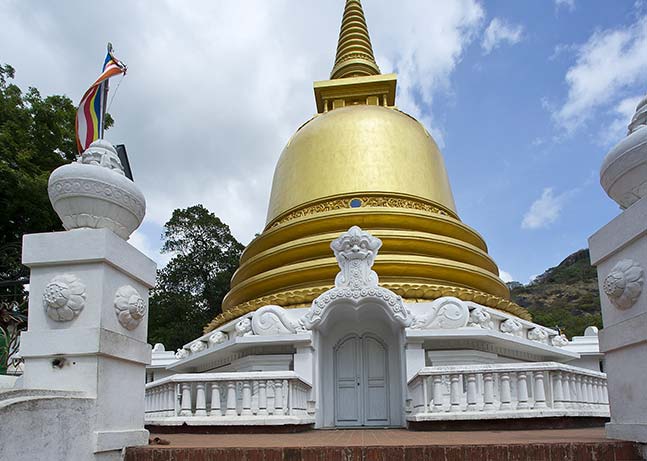 The golden stupa at the Dambulla Cave Temple