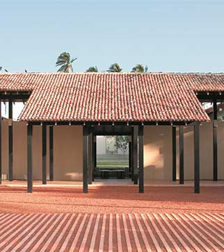 The elegant entrance courtyard of the Amanwwella Resort 